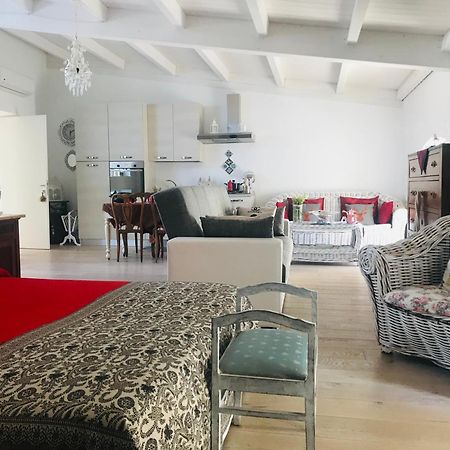B&B Dell'Orologio Acquaviva delle Fonti Luaran gambar