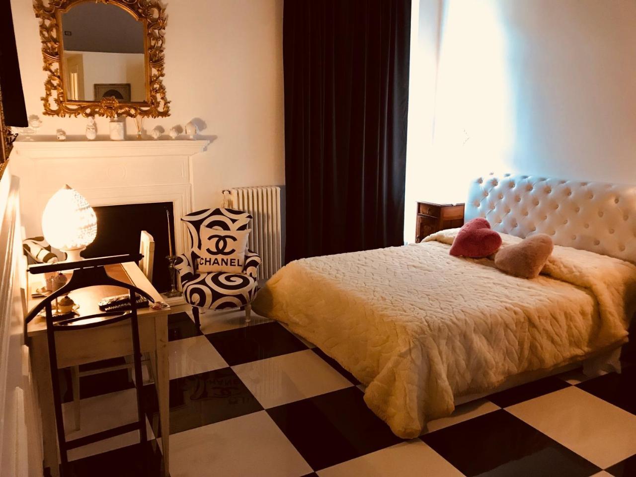 B&B Dell'Orologio Acquaviva delle Fonti Luaran gambar