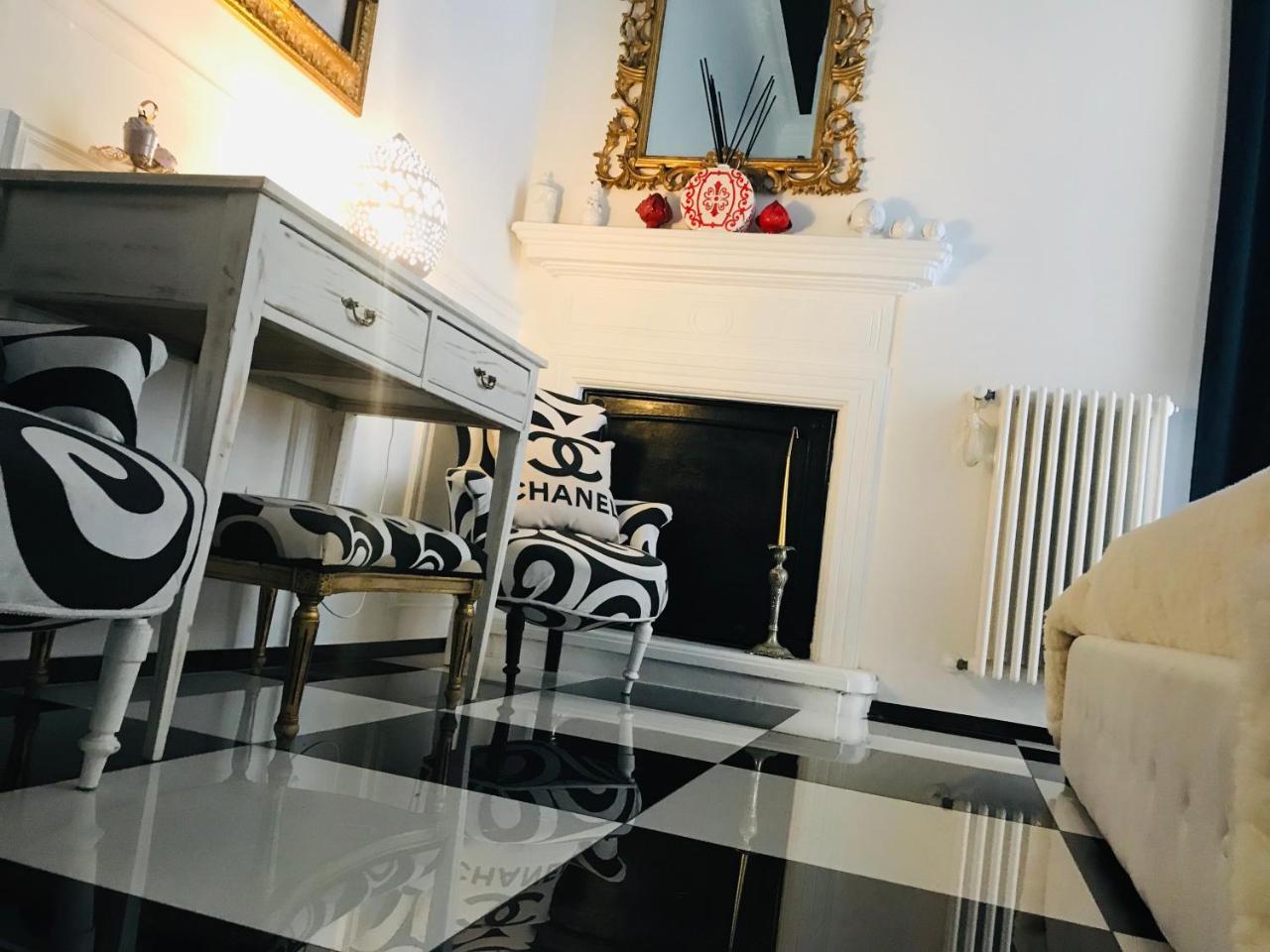 B&B Dell'Orologio Acquaviva delle Fonti Luaran gambar