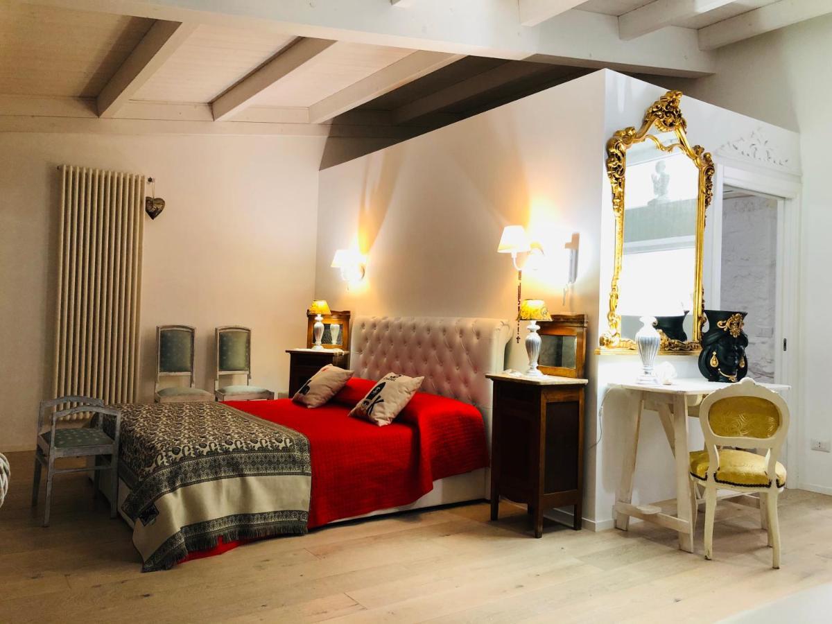 B&B Dell'Orologio Acquaviva delle Fonti Luaran gambar